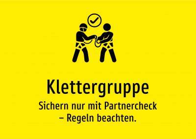 Klettergruppe - Sichern nur mit Partnercheck – Regeln beachten.