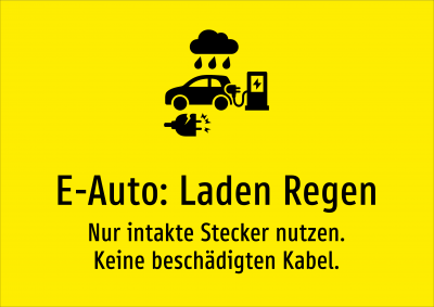 E-Auto: Laden Regen - Nur intakte Stecker nutzen. Keine beschädigten Kabel.