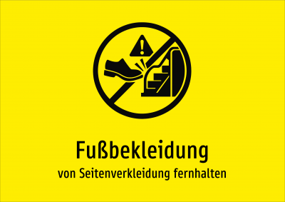 Fußbekleidung - von Seitenverkleidung fernhalten
