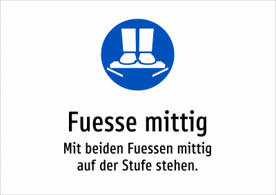 Fuesse mittig - Mit beiden Fuessen mittig auf der Stufe stehen.