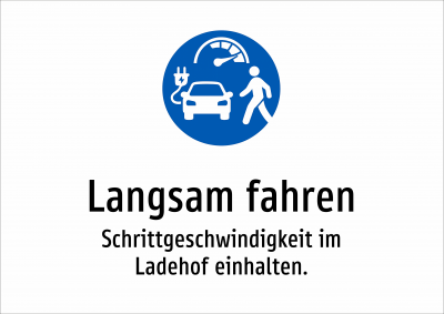 Langsam fahren - Schrittgeschwindigkeit im Ladehof einhalten.