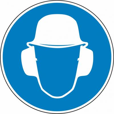 Gehör- und Kopfschutz tragen