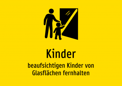 Kinder - beaufsichtigen Kinder von Glasflächen fernhalten